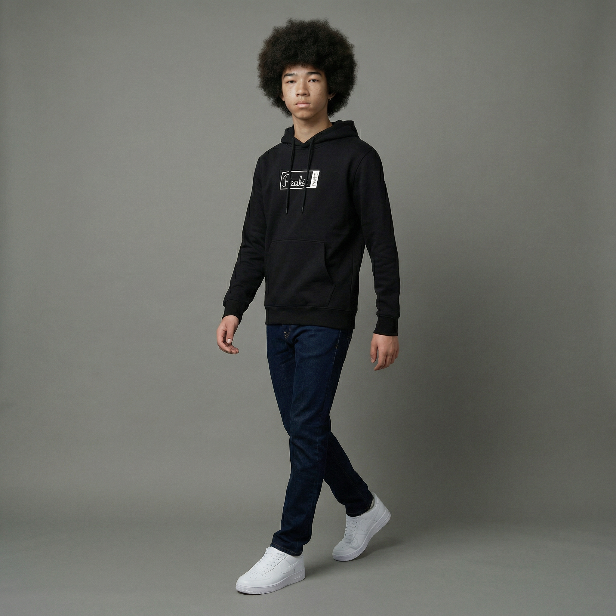 Sweat à capuche Tiassa 2 – Image 4